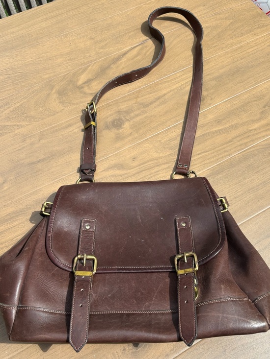 Roots Handbags - Vintage Roots Classic Brown Leather Messenger Bag